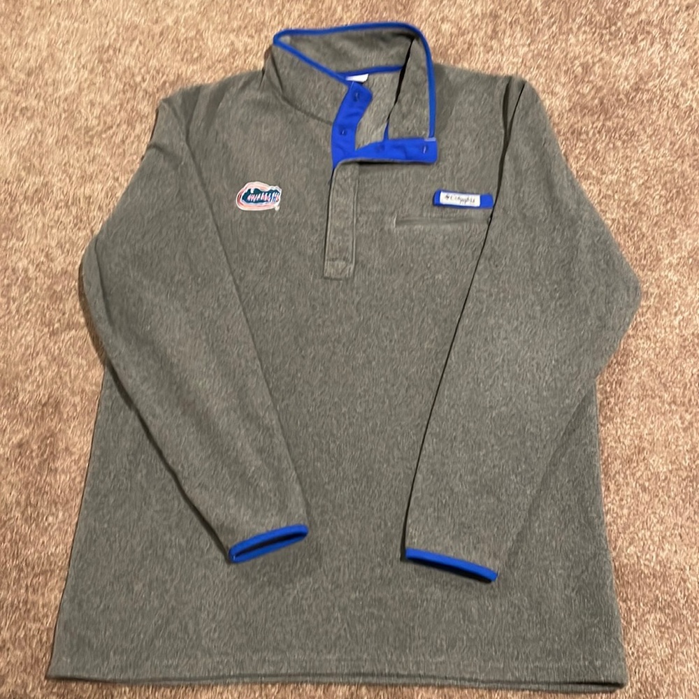 Columbia Florida gator 1/4 snap pullover. Size X-Large. Grey